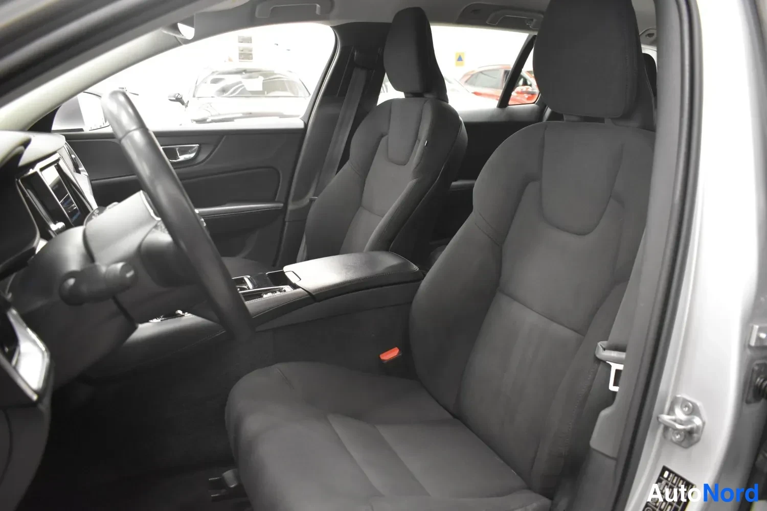 Hopea Volvo V60 2021, ulkokuva 7 – Raisio