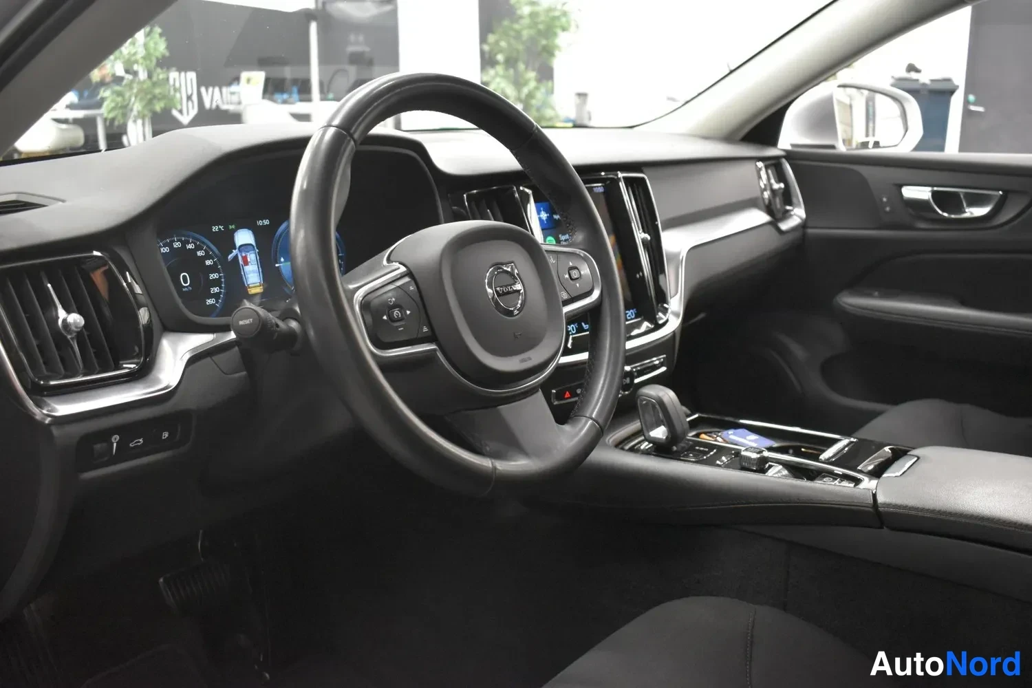 Hopea Volvo V60 2021, ulkokuva 8 – Raisio