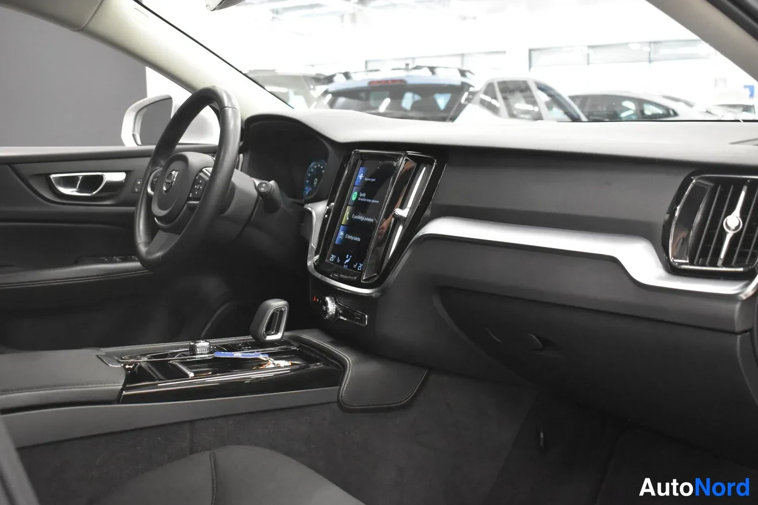 Hopea Volvo V60 2021, ulkokuva 10 – Raisio