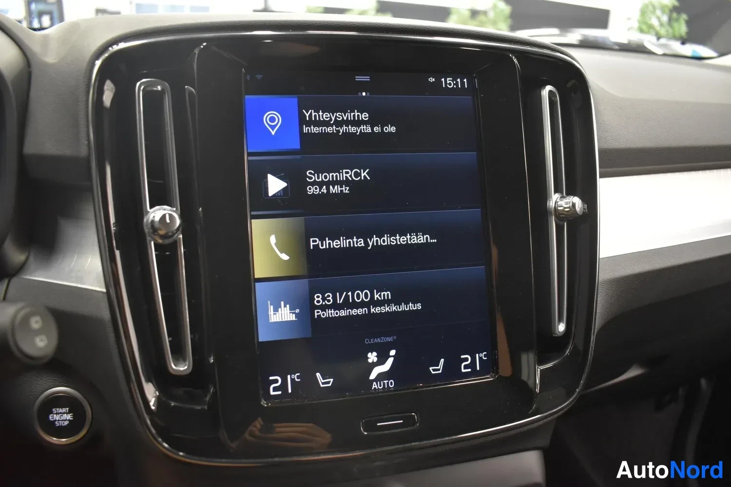 Musta Volvo XC40 2020, ulkokuva 13 – Raisio