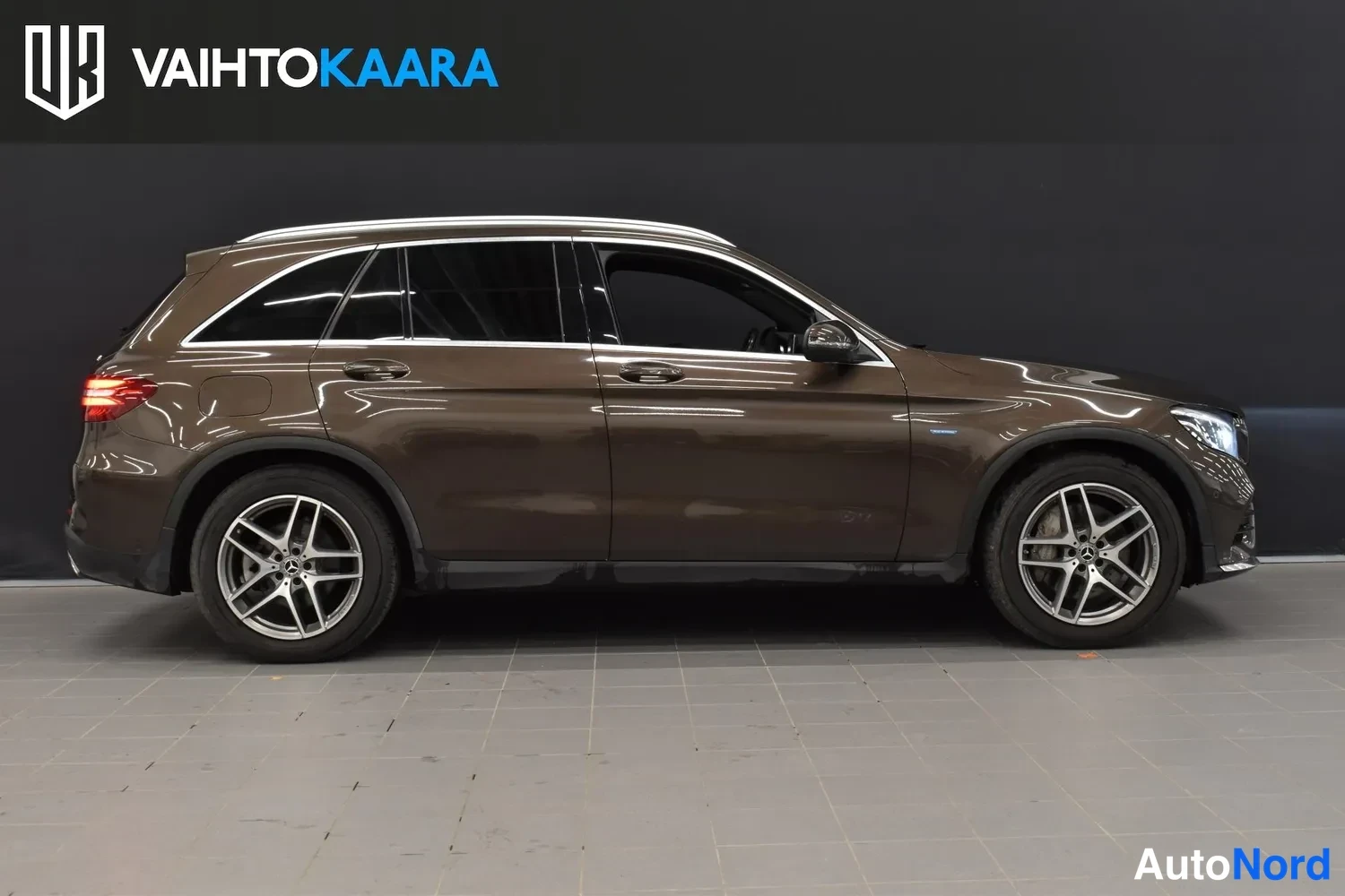 Ruskea Mercedes-Benz GLC 350 e 4MATIC 2017, ulkokuva 5 – Raisio