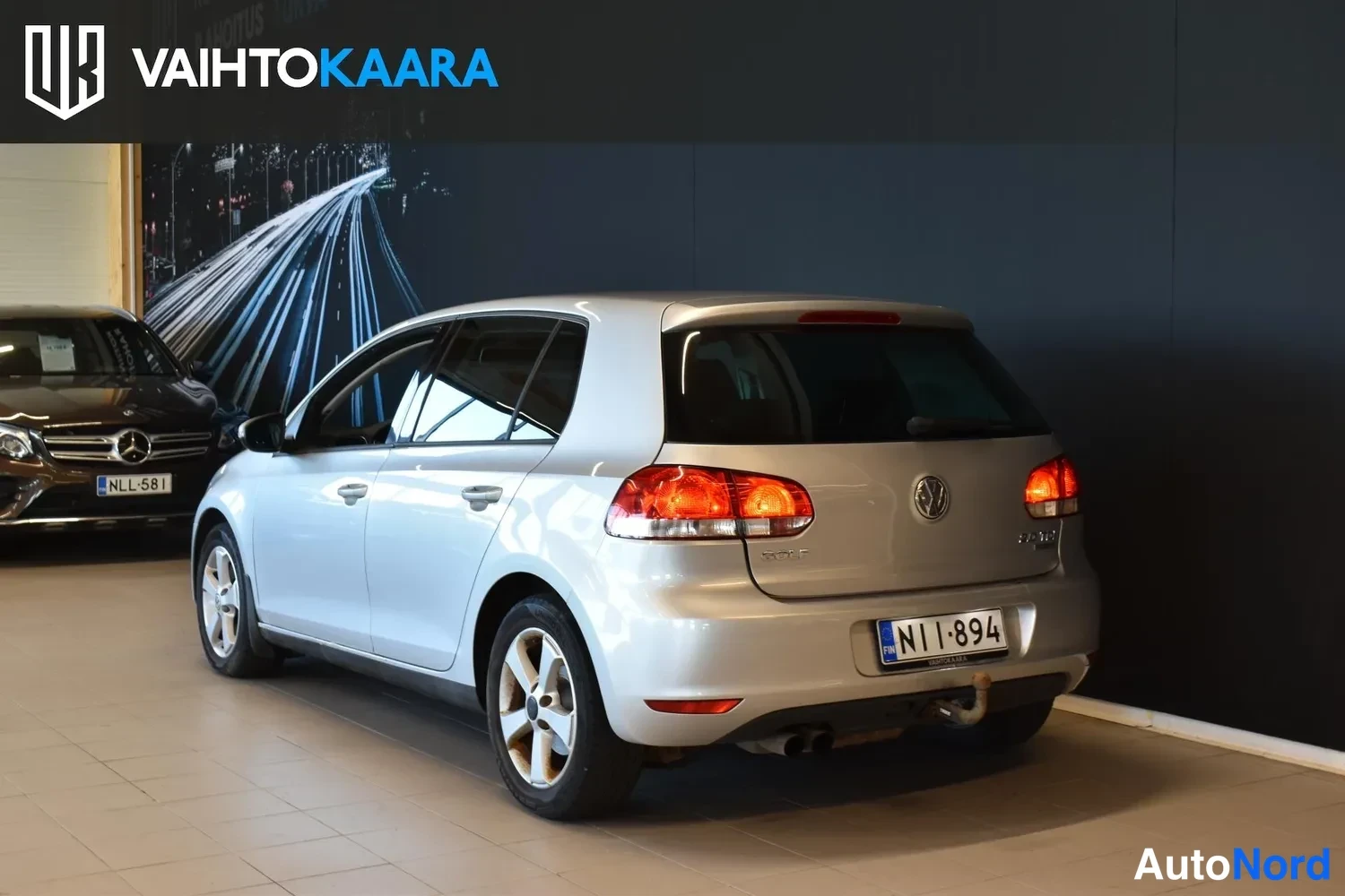 Harmaa Volkswagen Golf 2012, ulkokuva 4 – Raisio
