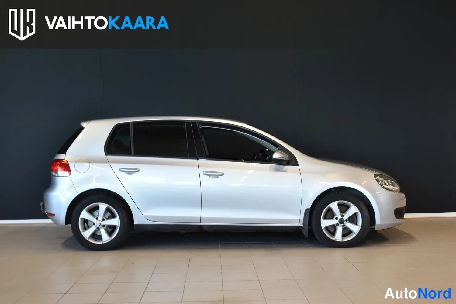 Harmaa Volkswagen Golf 2012, ulkokuva 5 – Raisio