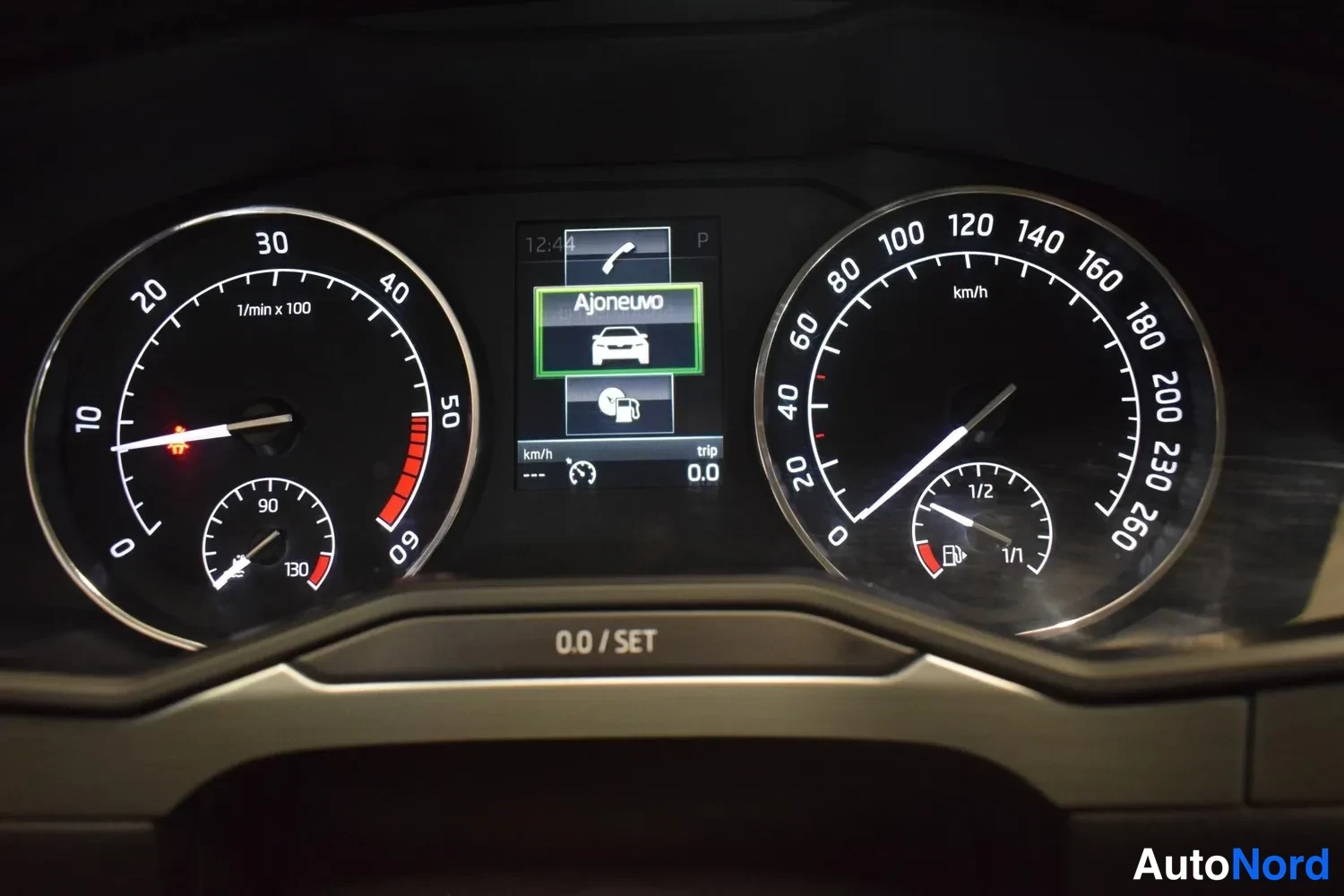Musta Skoda Superb 2018, ulkokuva 16 – Raisio