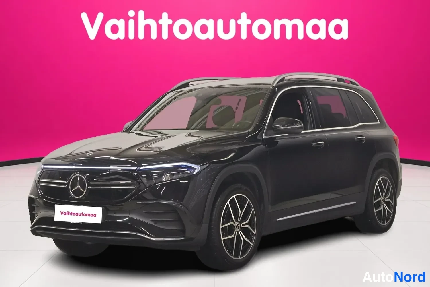 Mercedes-Benz EQB 300 4MATIC AMG 2024