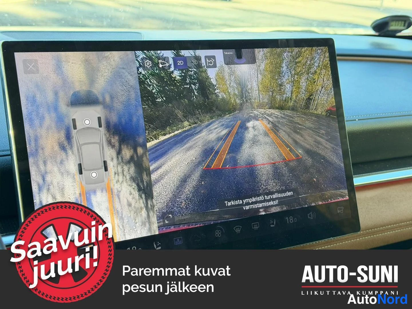 Muu: Infotainment-näyttö, jossa näkyy 360-asteen kamerakuva ja peruutuskameran ohjaviiva. Ruudulla teksti 'Tarkista ympäristö turvallisuuden varmistamiseksi!'.