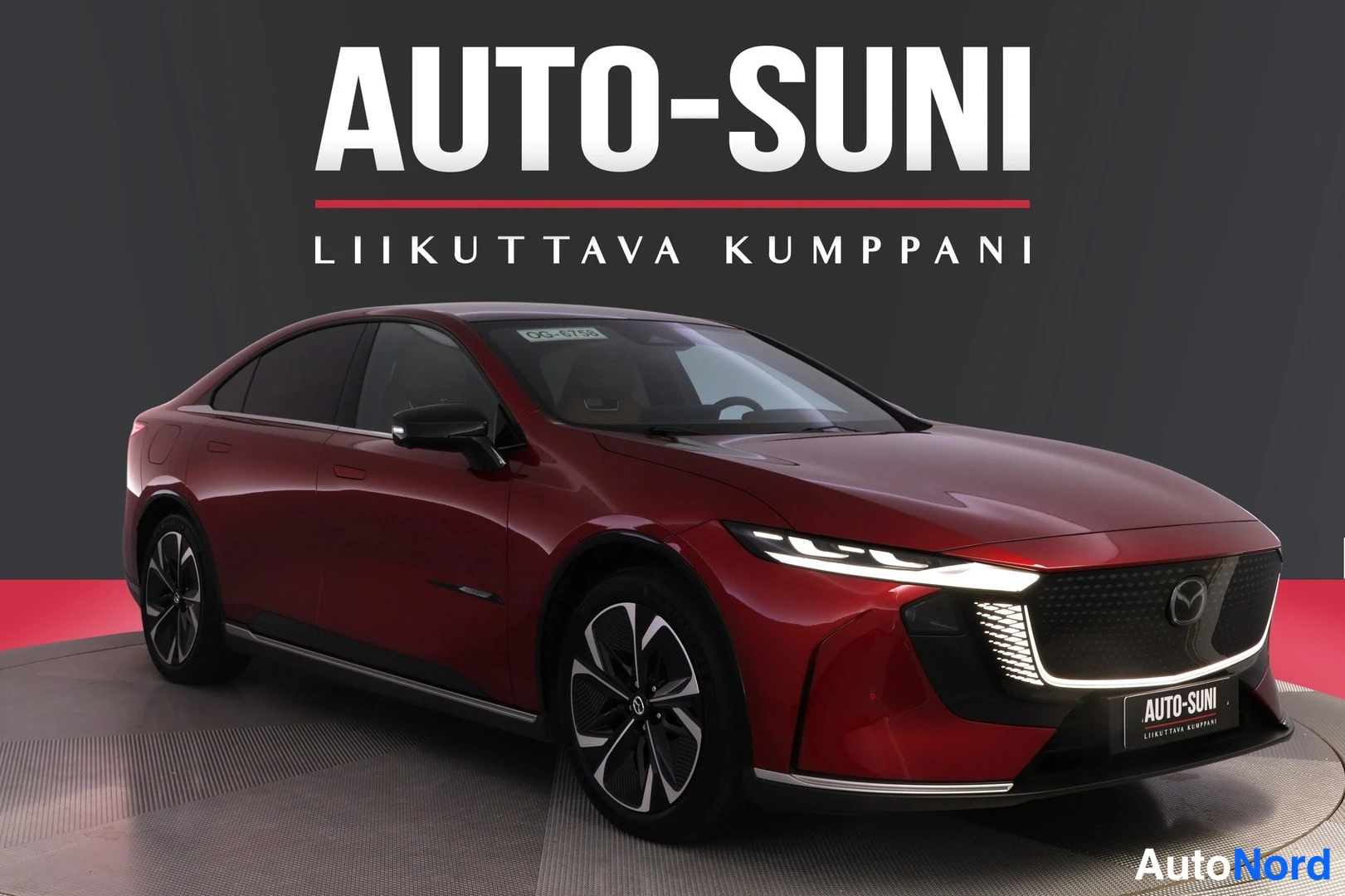 Punainen Mazda 6e 2026, etuviisto, keula oikealle, kuva 2