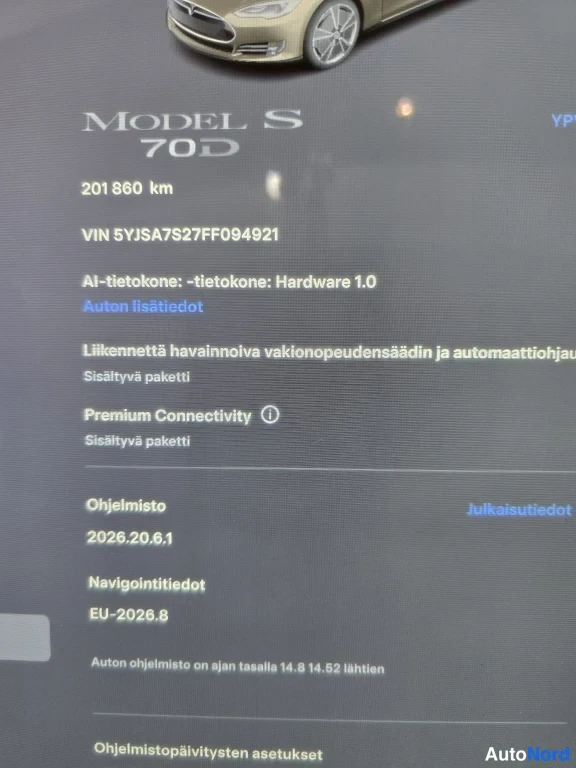 Muu: Näytön tietosivu: MODEL S 70D, 201 860 km, VIN 5YJSA7S27FF094921, ohjelmisto 2026.20.6.1 ja muita ajoneuvotietoja.
