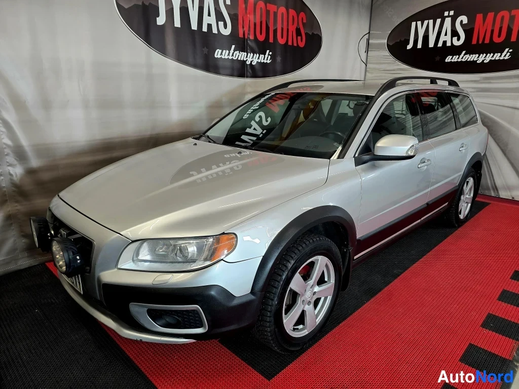 Volvo XC70 D5 AWD Summum 2010