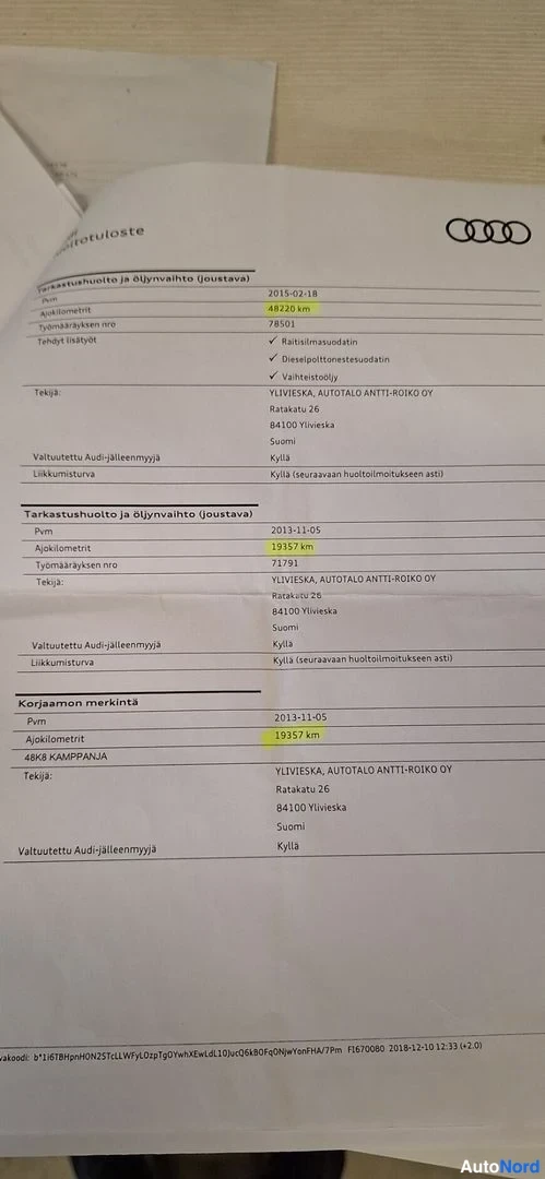 Muu: Audi-huoltotuosteen tuloste, jossa useita huoltoja ja korjausmerkintöjä ajoetäisyyksineen.