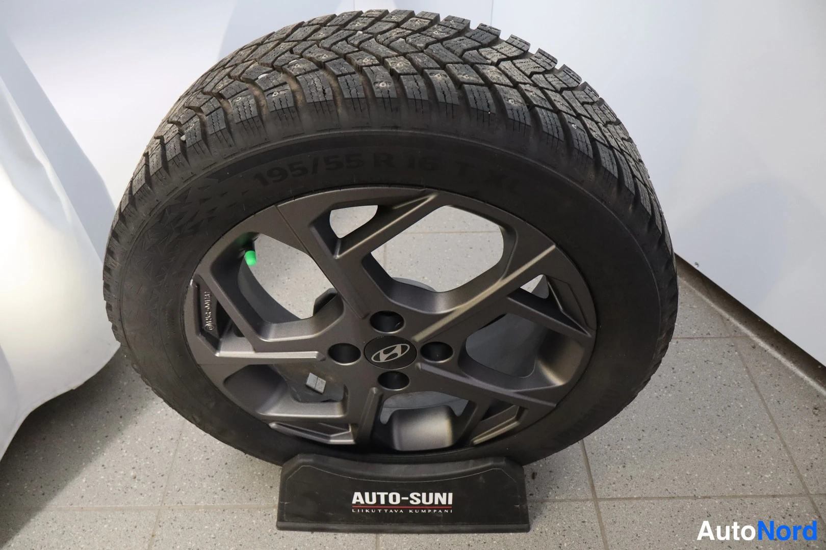 Punainen Hyundai i20 2025, kuva 26