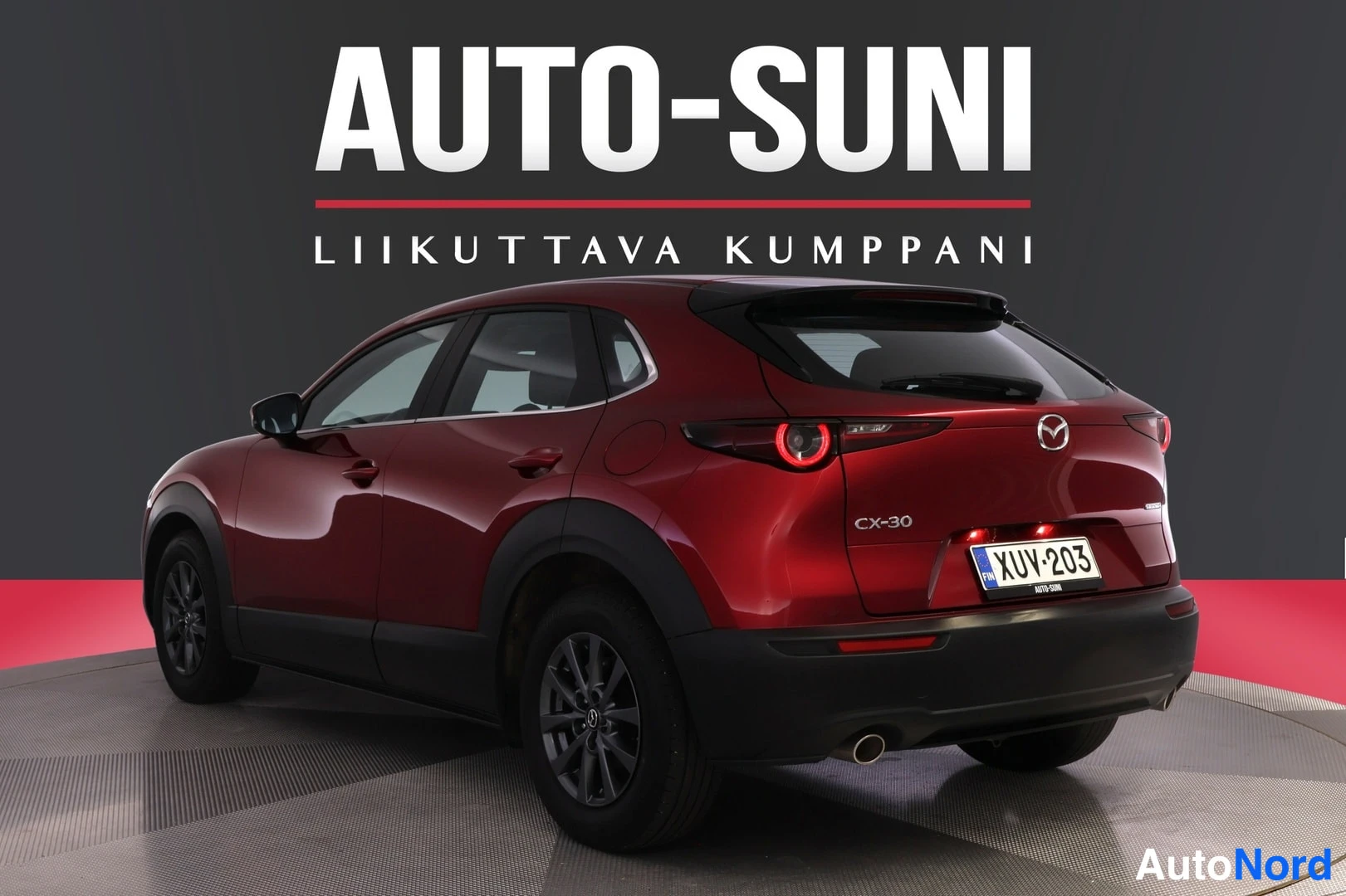 Punainen Mazda CX-30 2023, takaviisto, kuva 6
