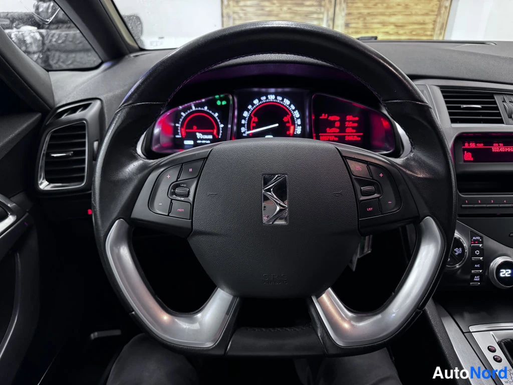 Ruskea Citroen DS5 2013, kuva 10