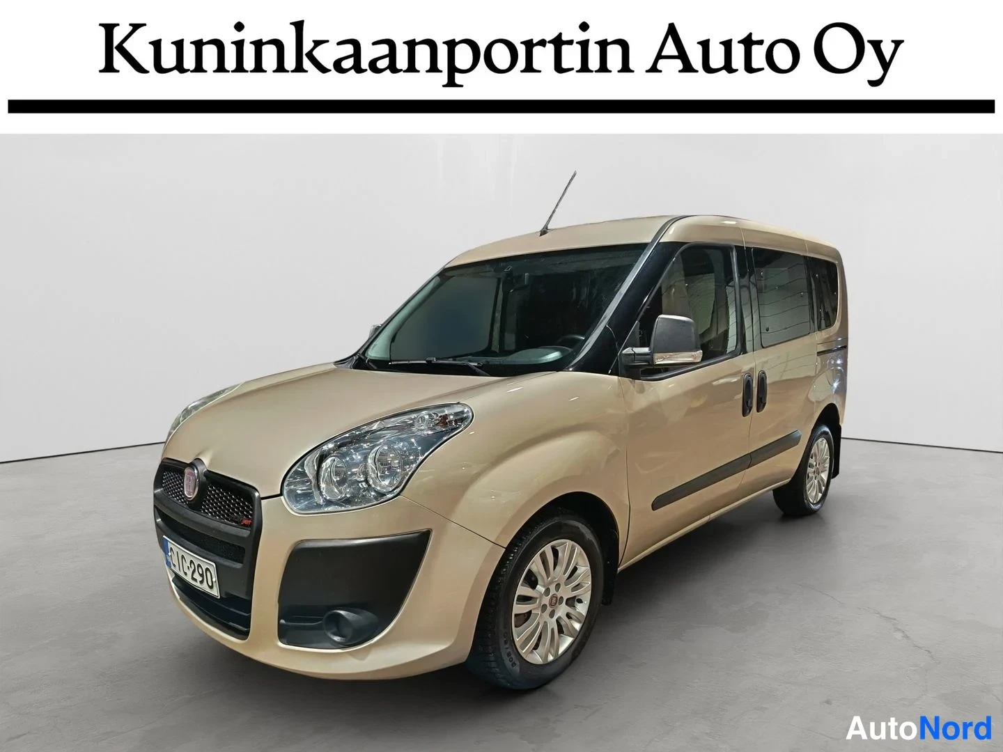 Fiat Doblo Panorama 1,6 Multijet Dynamic 90 hv ComfortMatic -automaatti, 2011