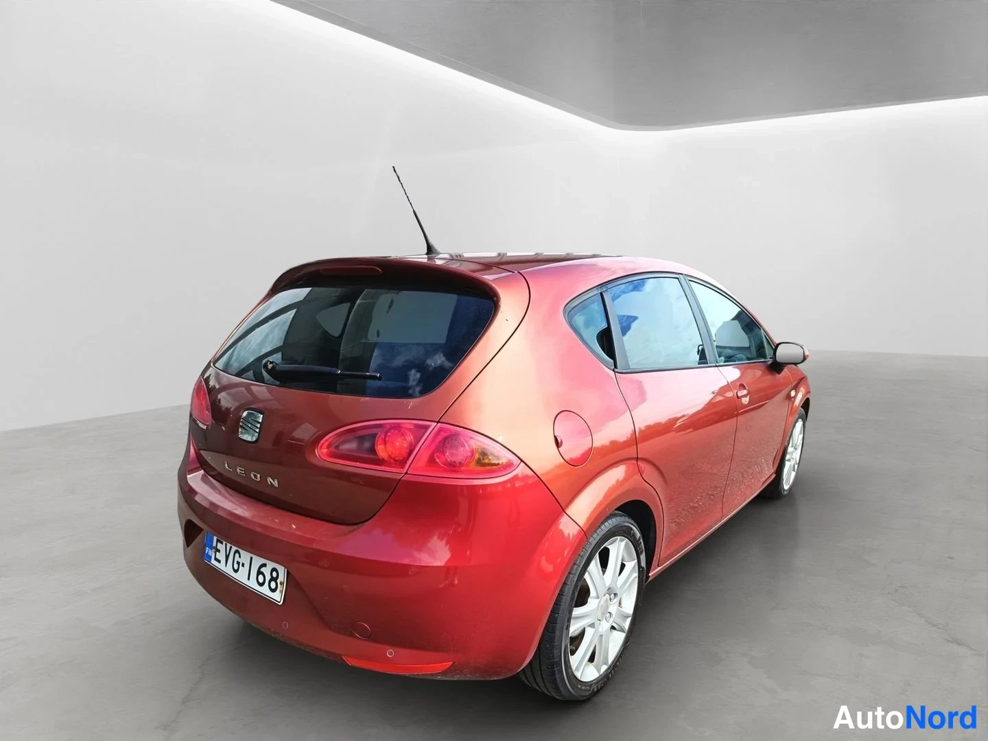 Takaviisto: Seat Leon 1.4 TSI Stylance 2009