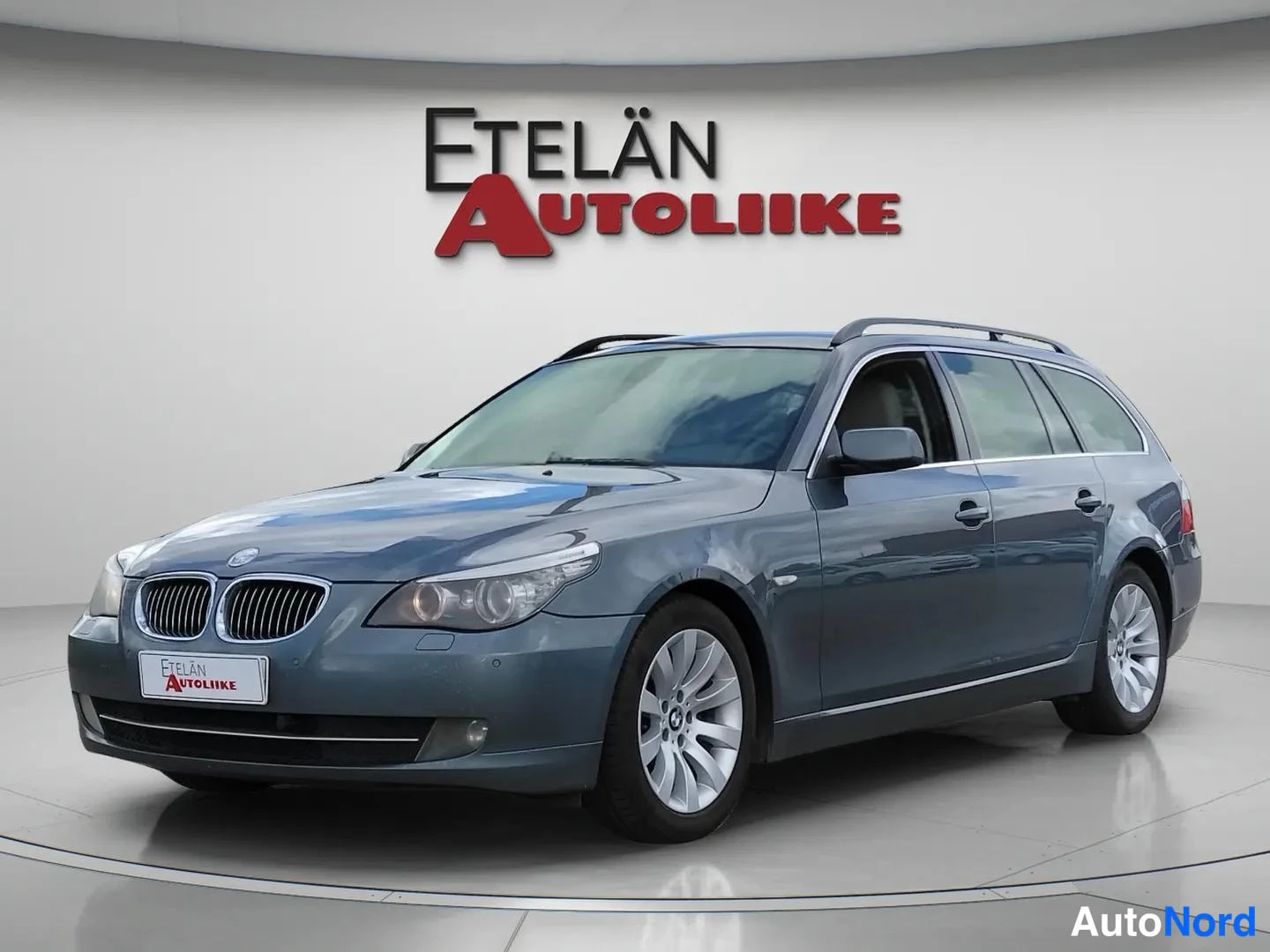 BMW 523i 2008