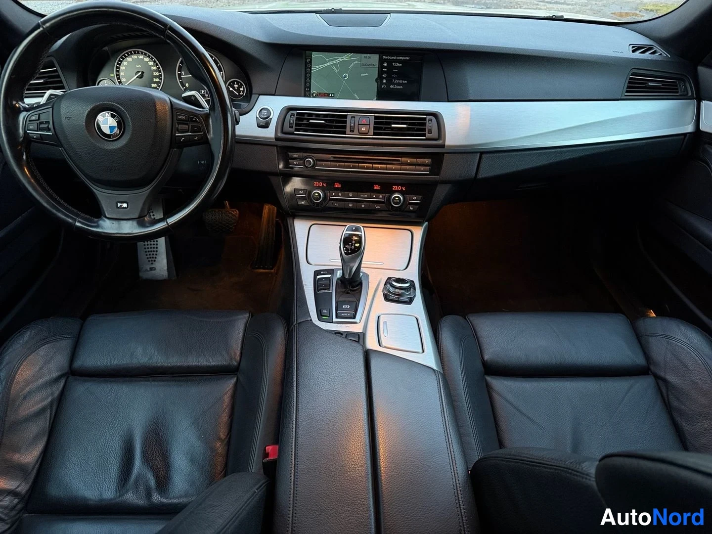 Valkoinen BMW 535d 2012, kuva 14
