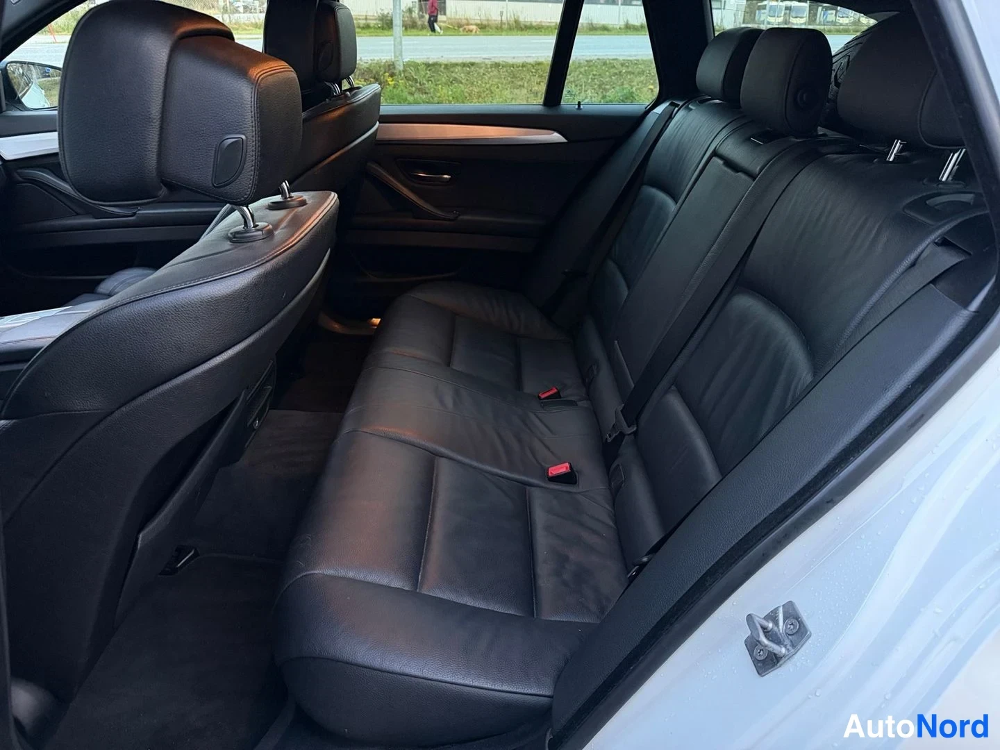 Valkoinen BMW 535d 2012, kuva 21