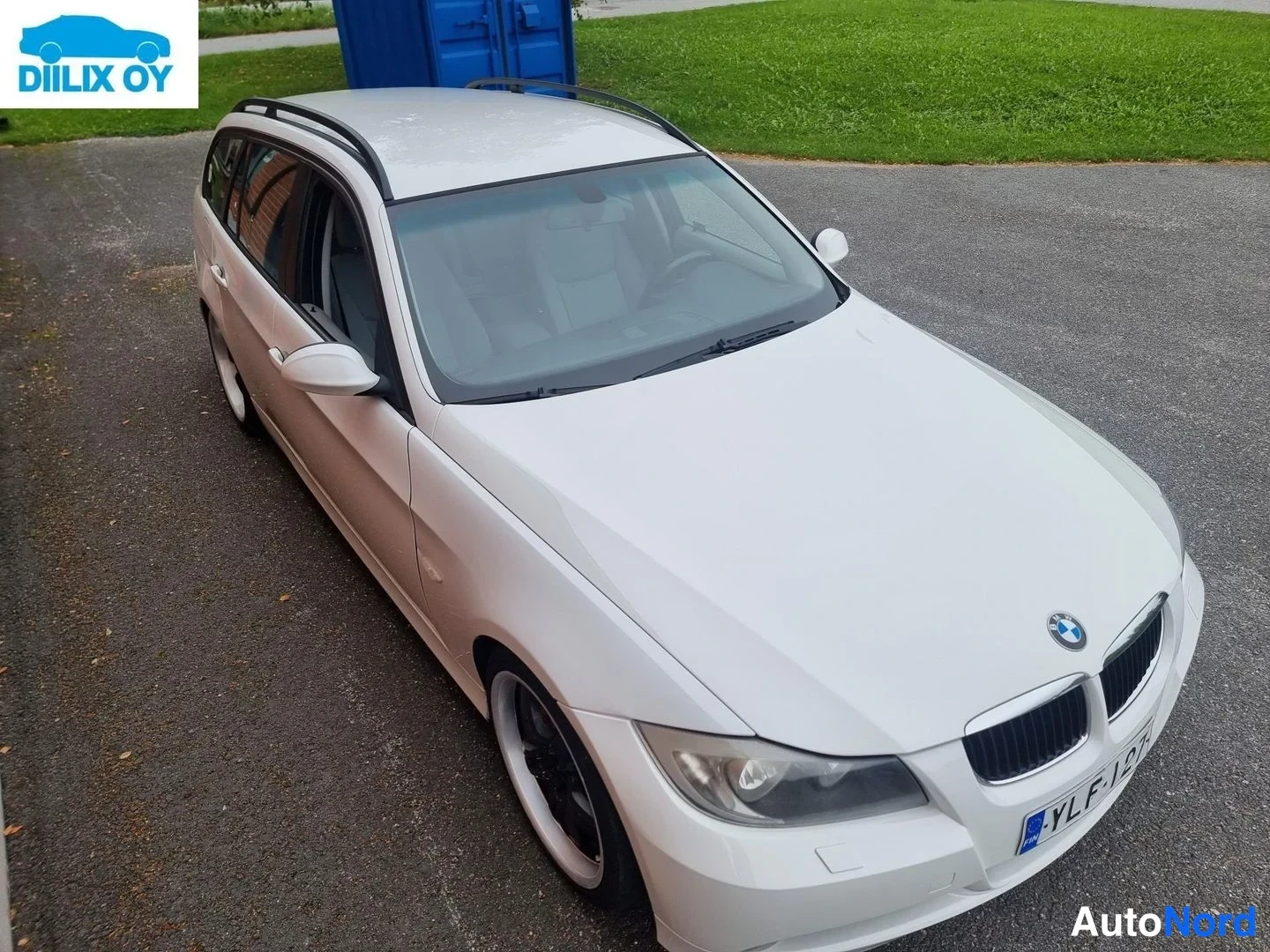 Etuviisto, nokka oikealle: BMW 320 i E91 69E/KK KÄSIRAHA 0€, 2006, kuva 2