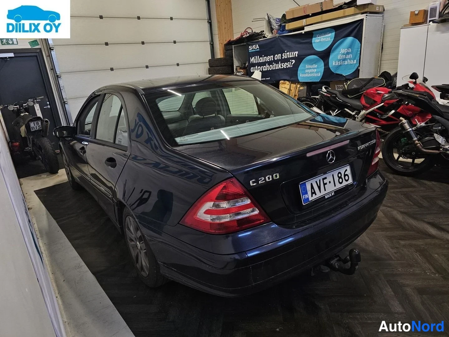 Sininen Mercedes-Benz C 200 2005, takaviisto, kuva 7
