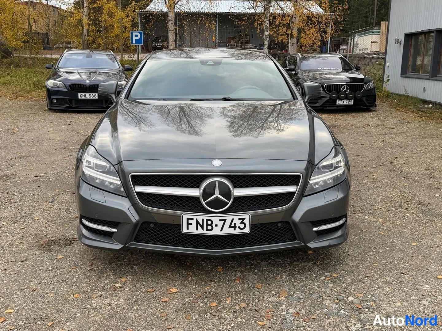 Harmaa Mercedes-Benz CLS 350 CDI 4MATIC 2013, edestä, kuva 4