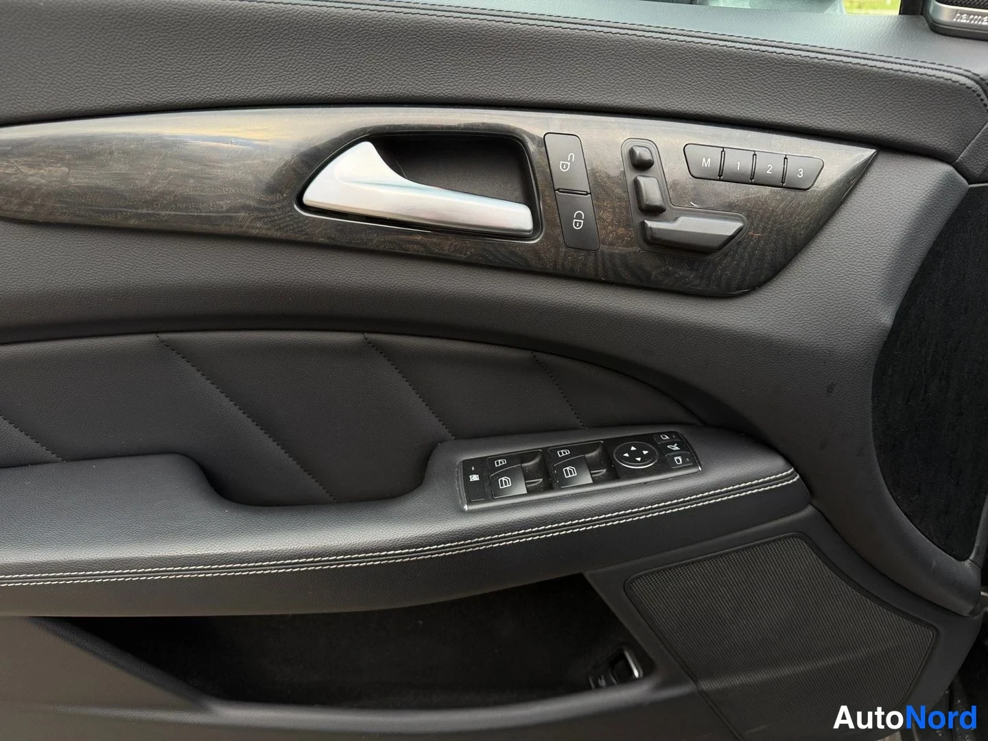 Harmaa Mercedes-Benz CLS 350 CDI 4MATIC 2013, kuva 17