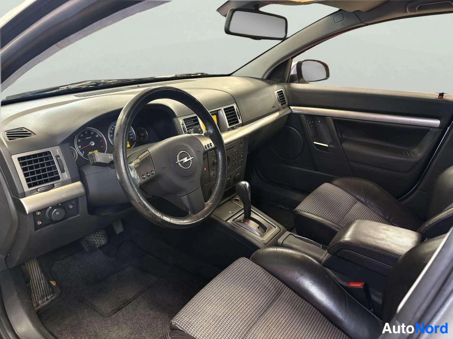 Hopea Opel Vectra 2004, kuva 16