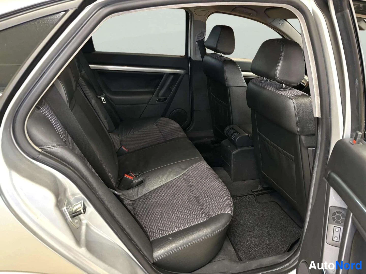 Hopea Opel Vectra 2004, kuva 21