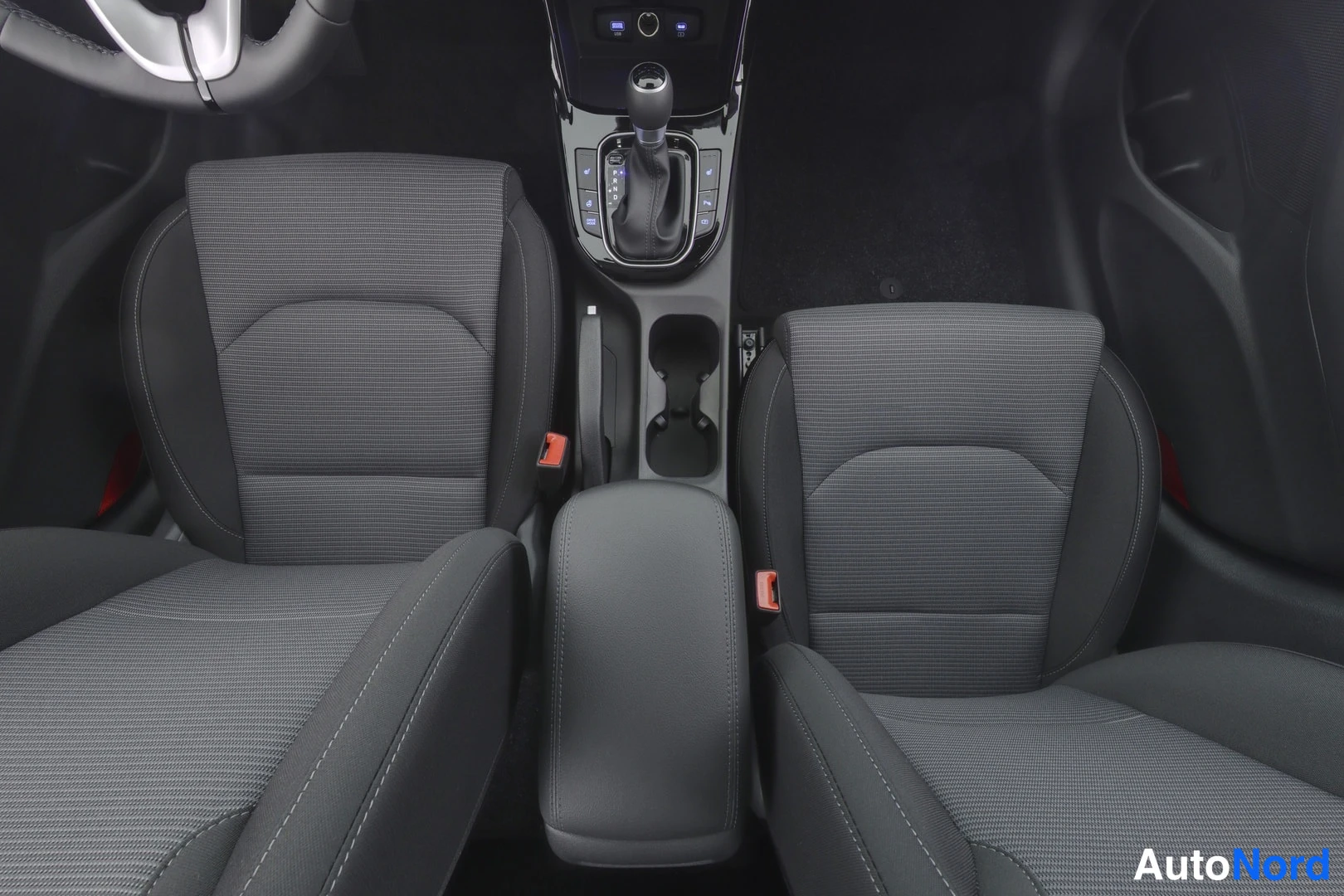 Sininen Hyundai i30 2026, kuva 9