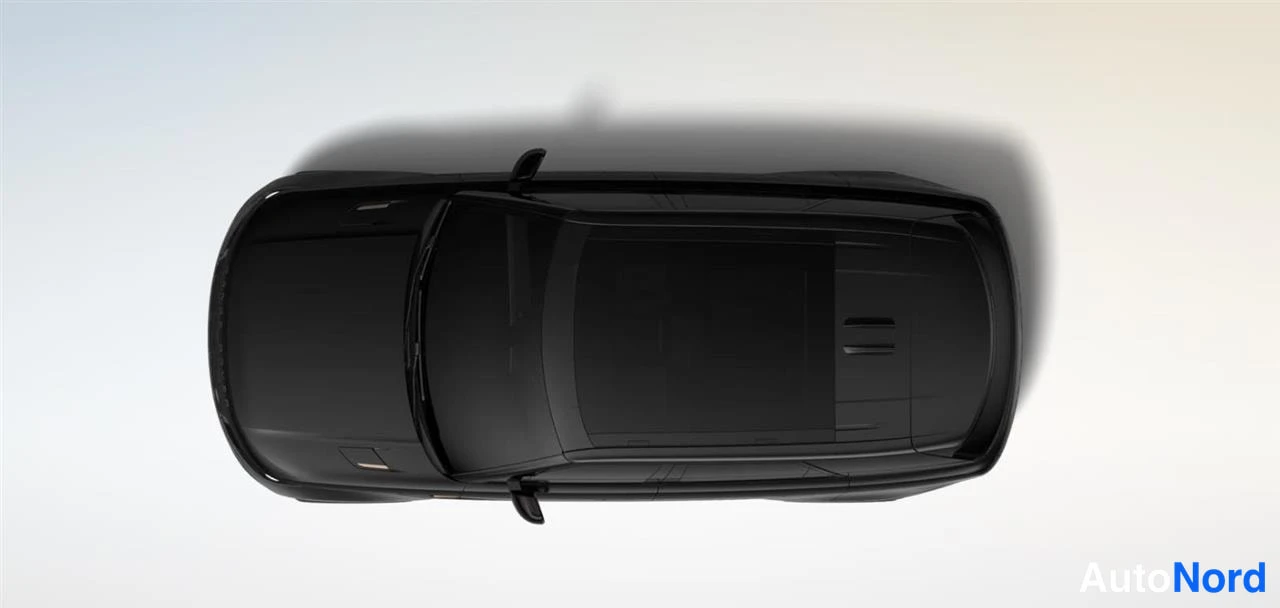 Edestä: Musta Range Rover Sport -maastopyörä suoraan ylhäältä kuvattuna, avattava kattoluukku näkyvissä.