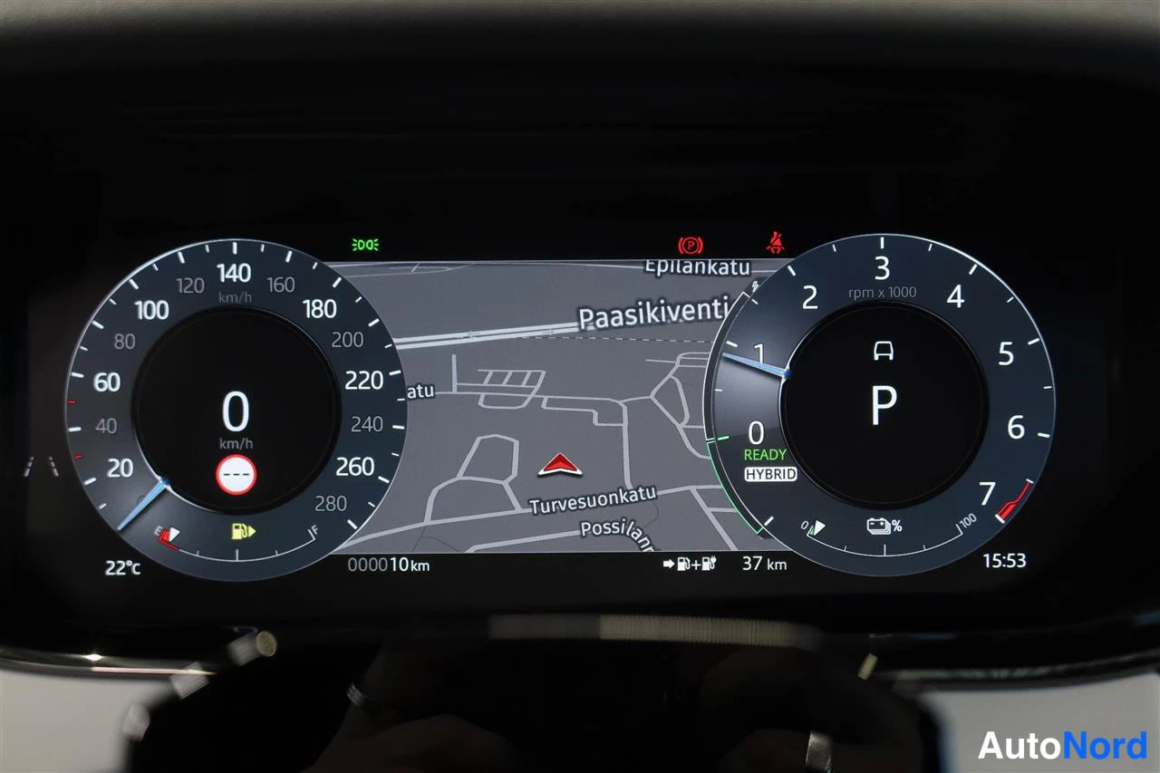 Yksityiskohta: Digitaalinen mittaristo: nopeus 0 km/h, vaihde P, READY HYBRID -teksti, matkamittari 10 km, 37 km toimintamatka.
