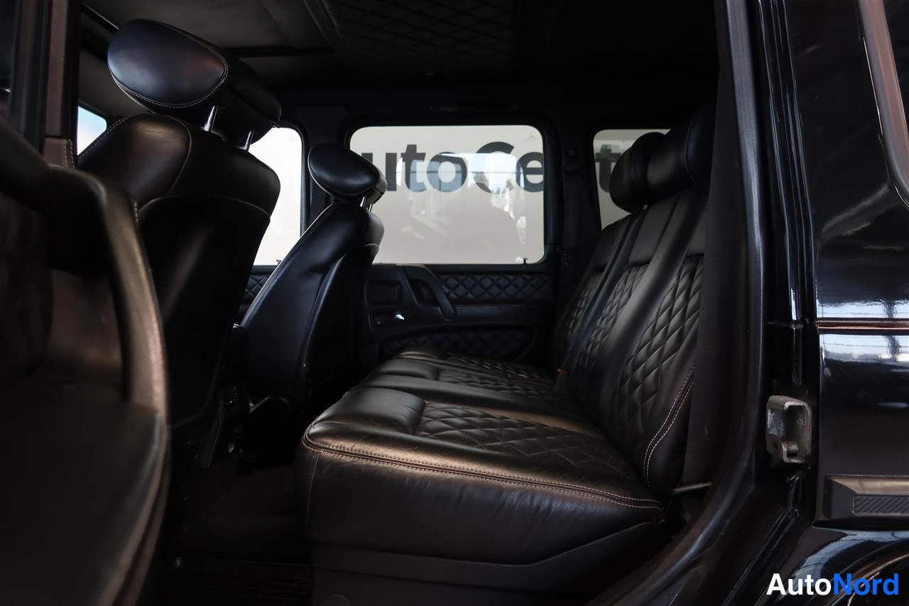 Musta Mercedes-Benz G 2001, takaistuimet, kuva 18