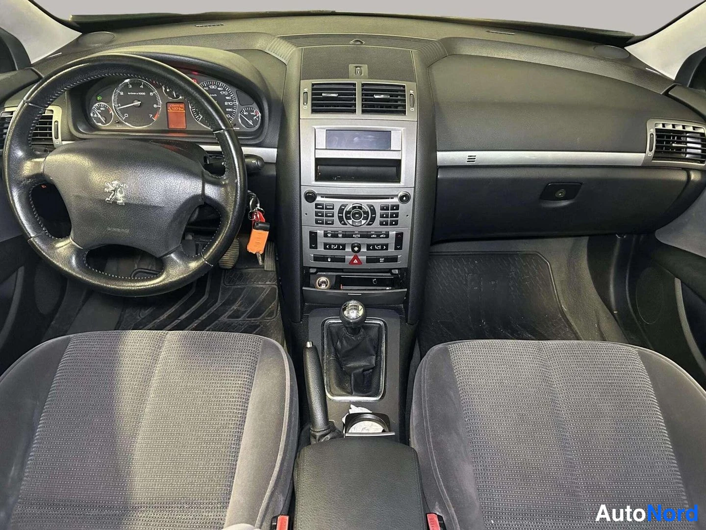 Harmaa Peugeot 407 2006, edestä, kuva 5