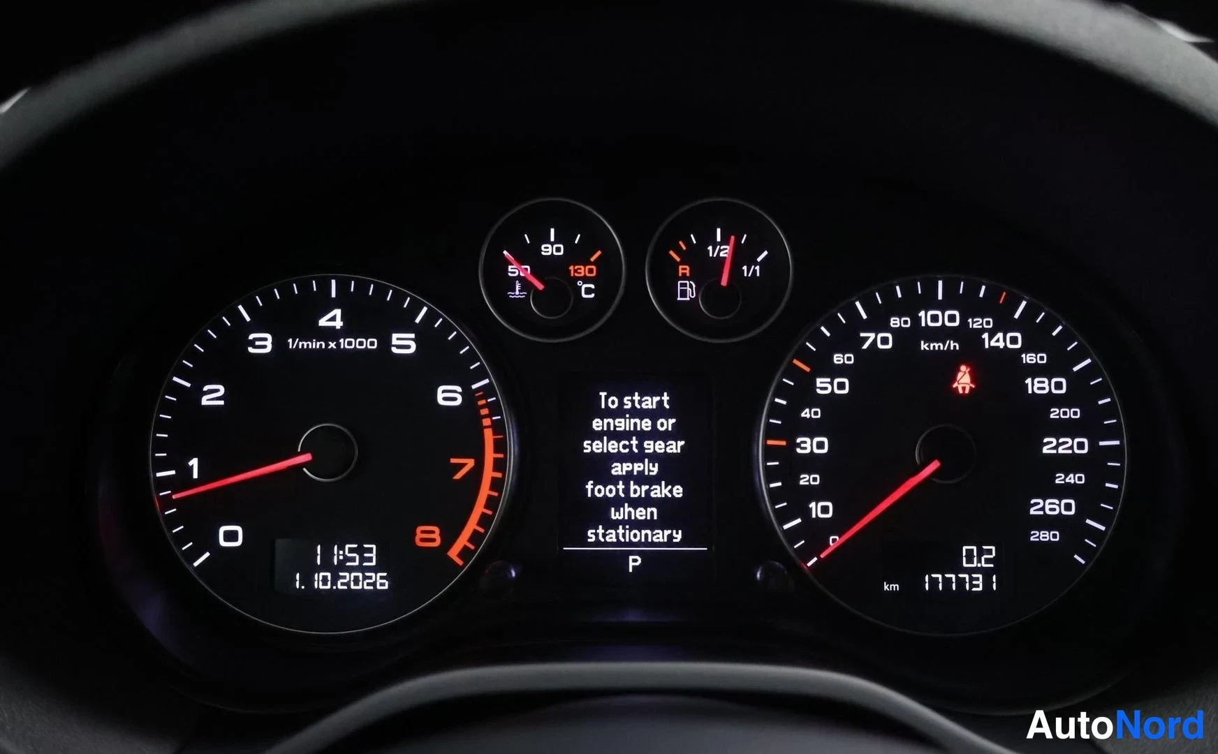 Valkoinen Audi A3 2012, yksityiskohta, kuva 18