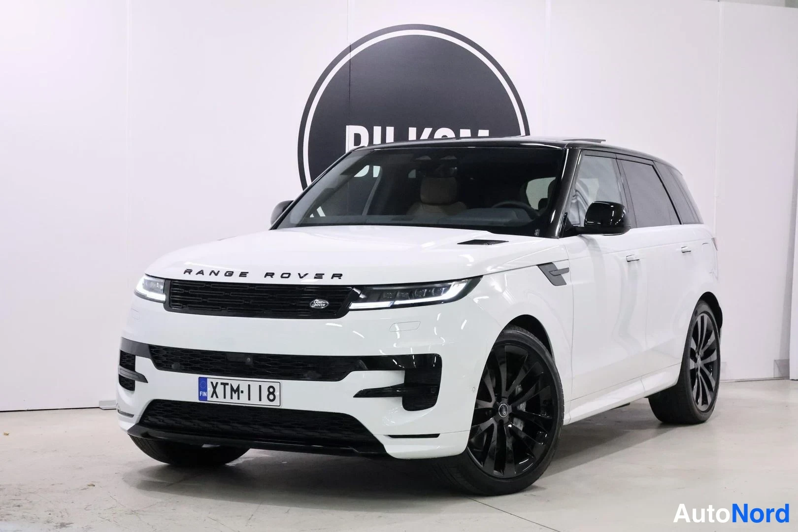 Valkoinen Land Rover Range Rover Sport 2025, etuviisto, keula vasemmalle, kuva 2