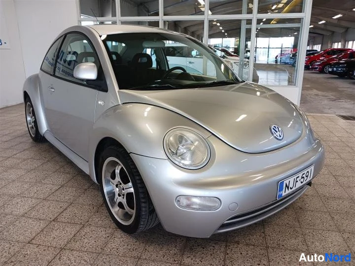 Hopea Volkswagen New Beetle 1999, etuviisto, keula oikealle, kuva 3