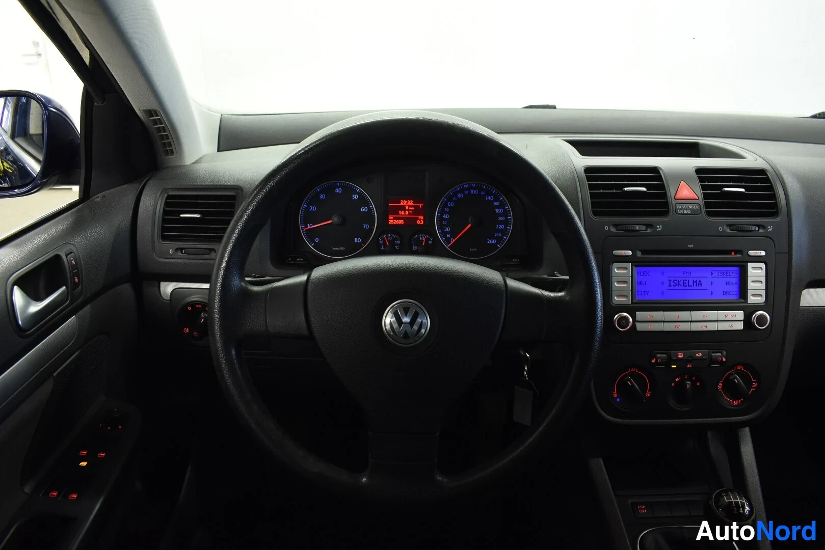 Sininen Volkswagen Golf Variant 2008, kuva 14