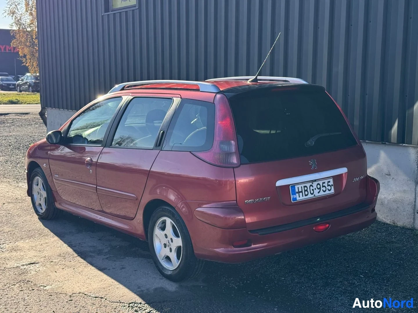 Punainen Peugeot 206 2005, takaviisto, kuva 7