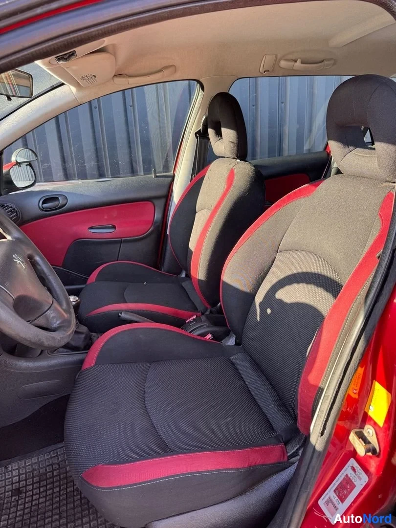 Punainen Peugeot 206 2005, kuva 9