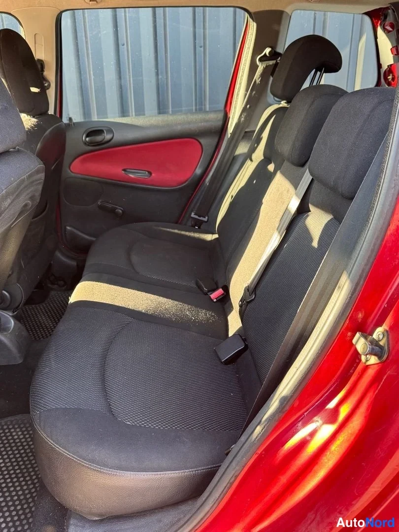 Punainen Peugeot 206 2005, kuva 10