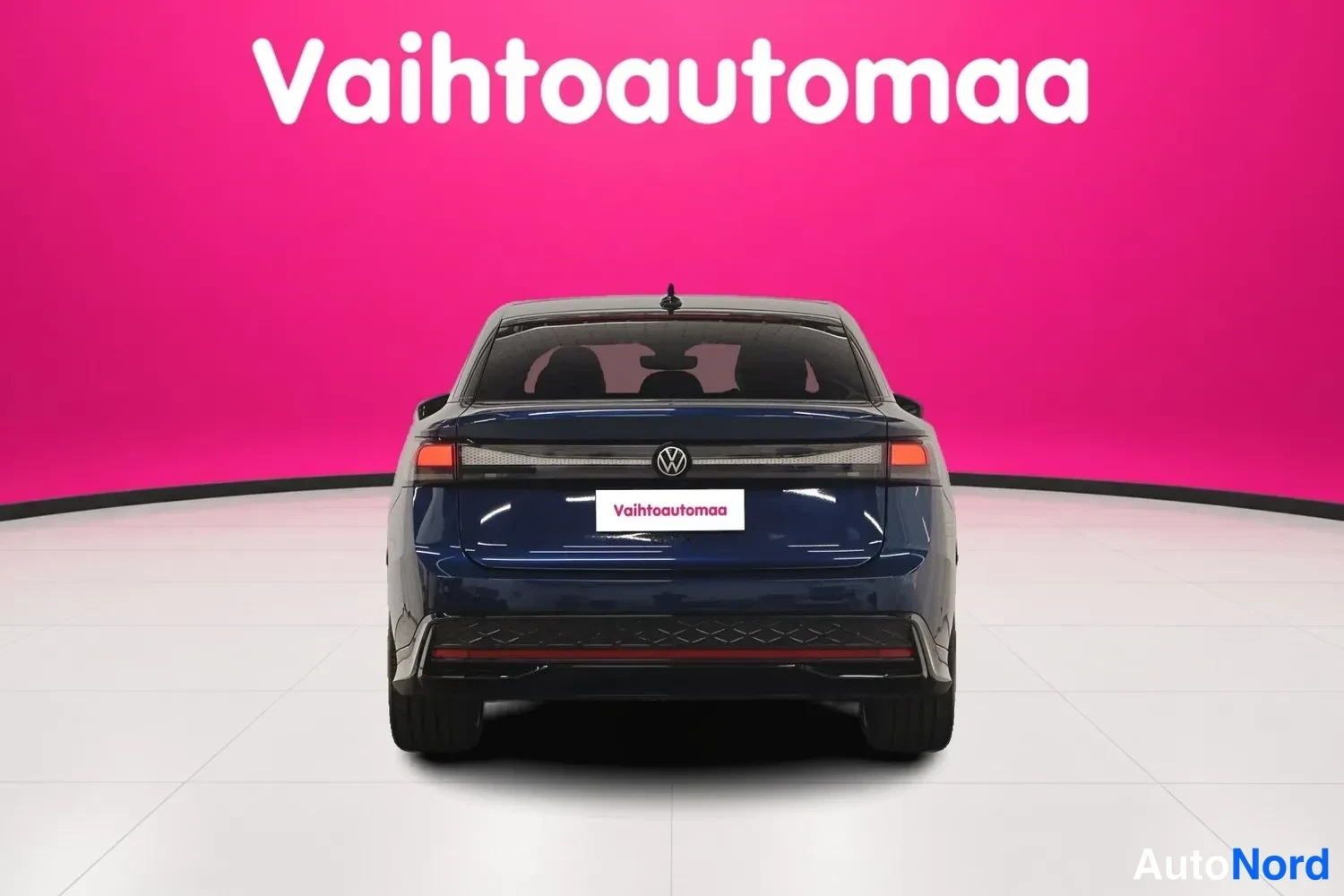 Takaa: Sinisen autocolor tummansininen rear bumper, image index 1