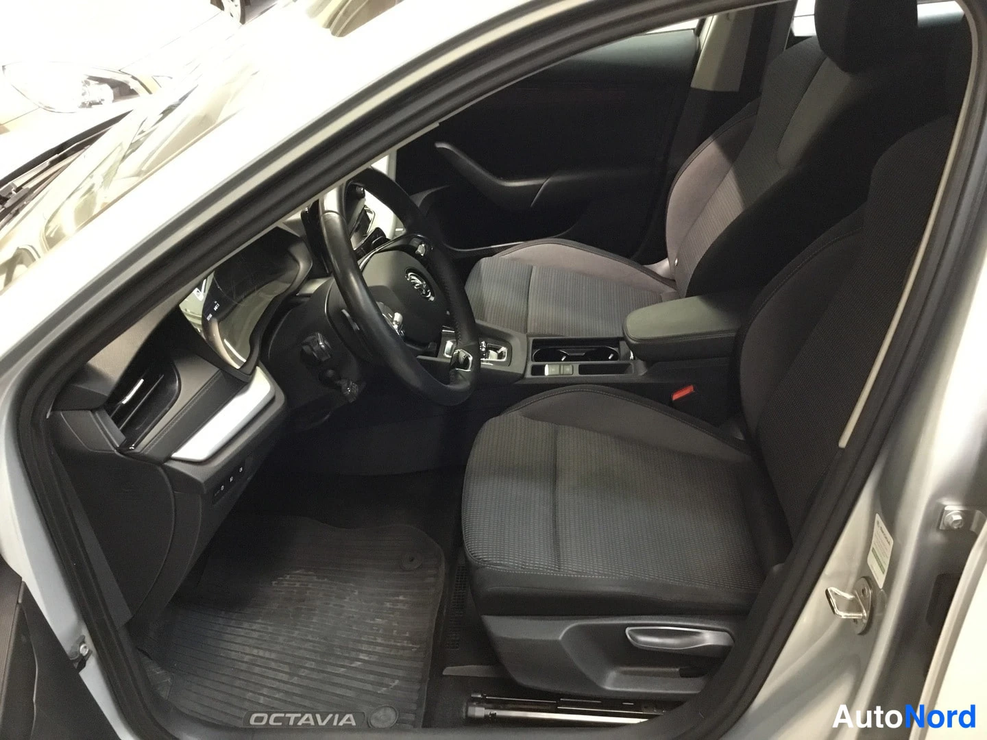 Hopea Skoda Octavia 2021, kuva 16