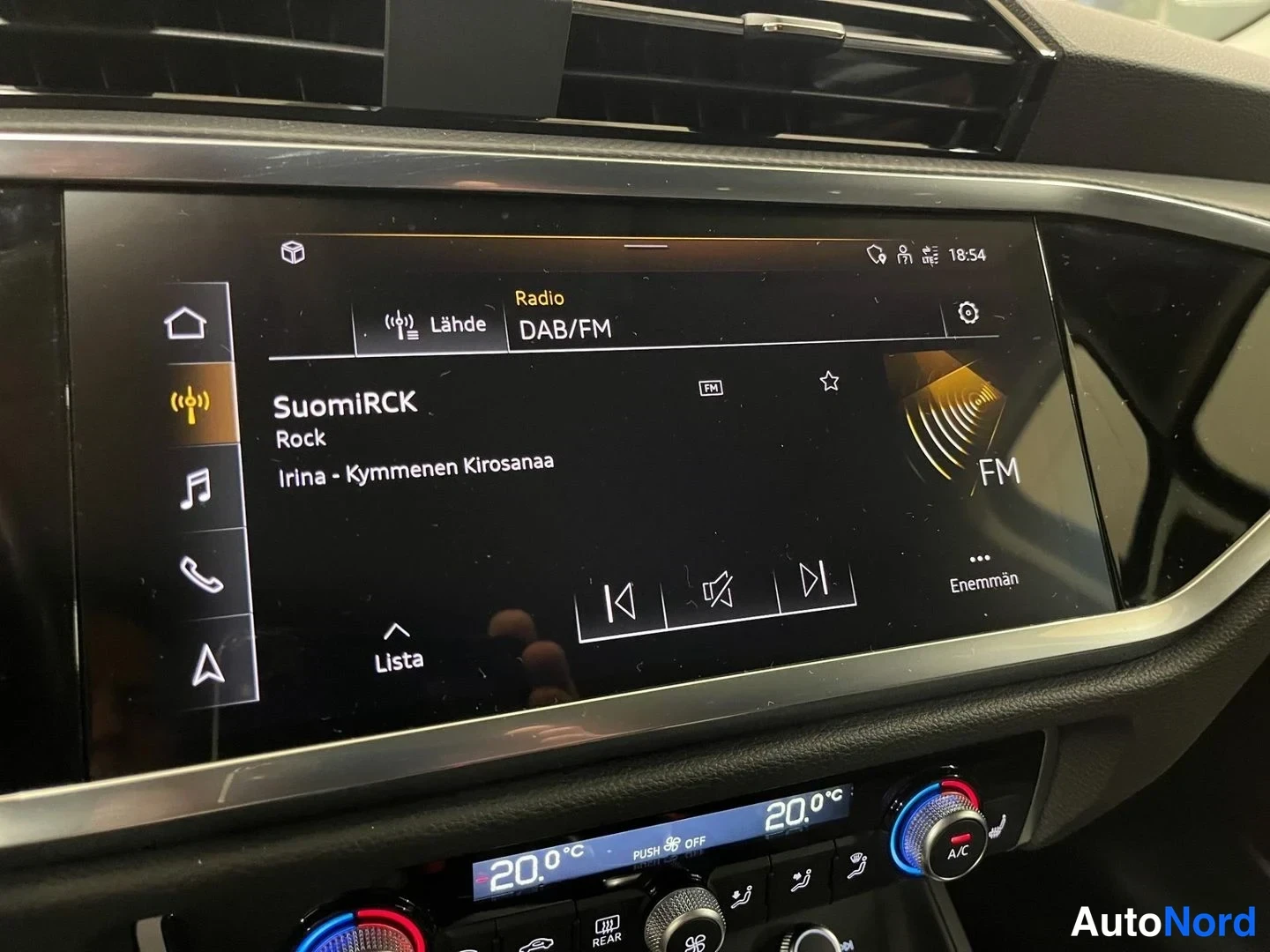 Sininen Audi Q3 2023, yksityiskohta, kuva 20