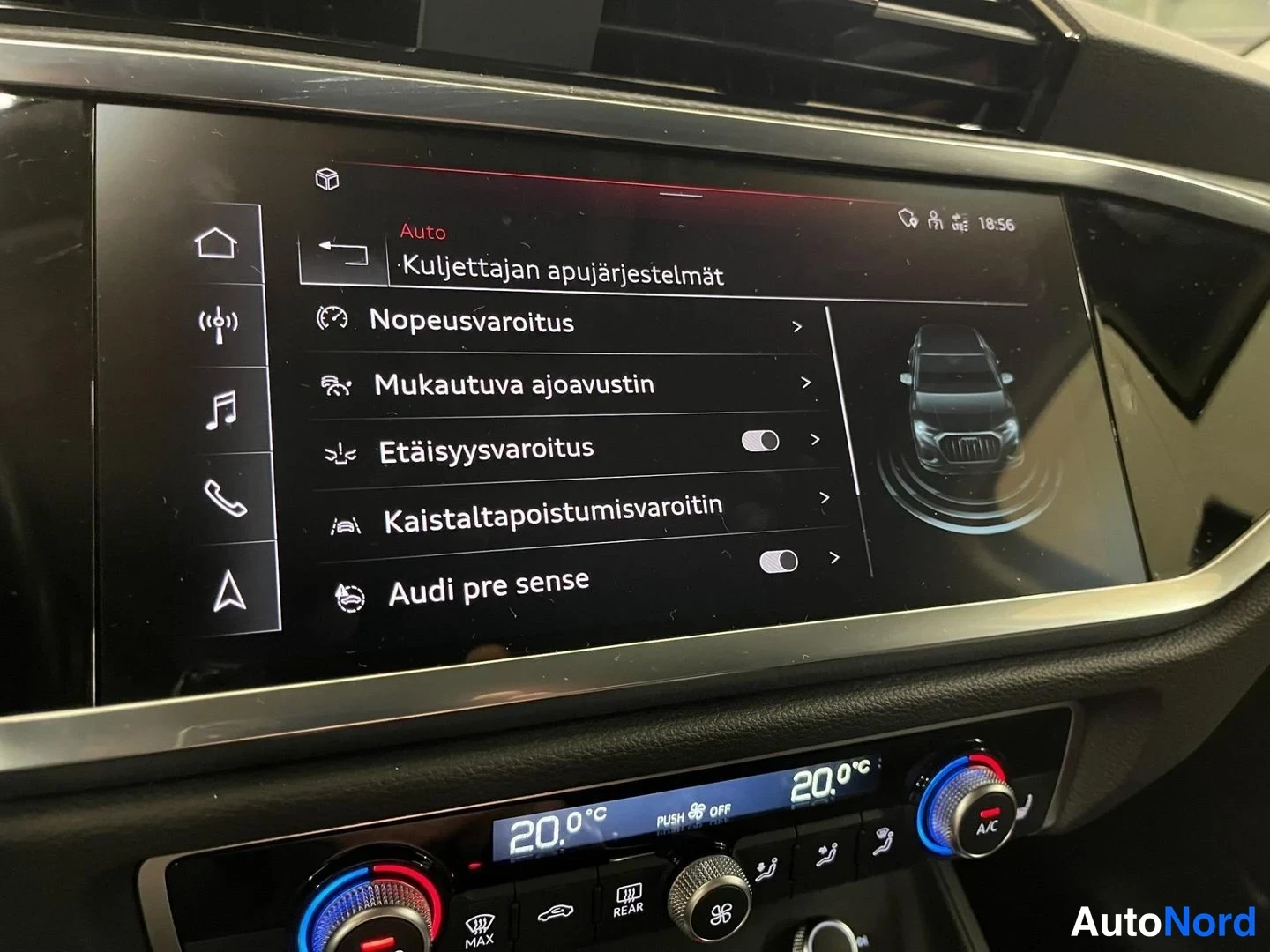 Sininen Audi Q3 2023, yksityiskohta, kuva 24
