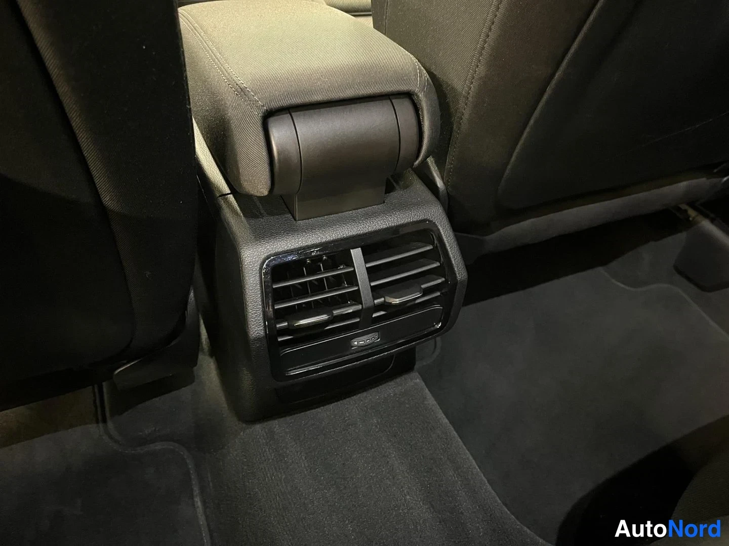 Sininen Audi Q3 2023, yksityiskohta, kuva 30