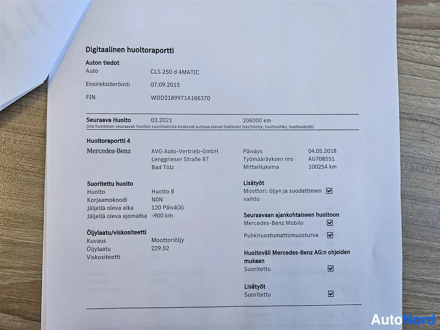 Muu: Kuva digitaalisesta huoltoraportista, jossa on CLS 250 d 4MATIC:n huoltoraportti 4 vuodelta 2018, mittarilukema 100254 km.