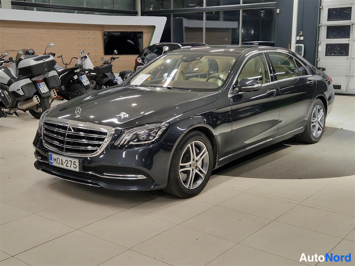 Mercedes-Benz S 560 e L Premium-paketti 2020