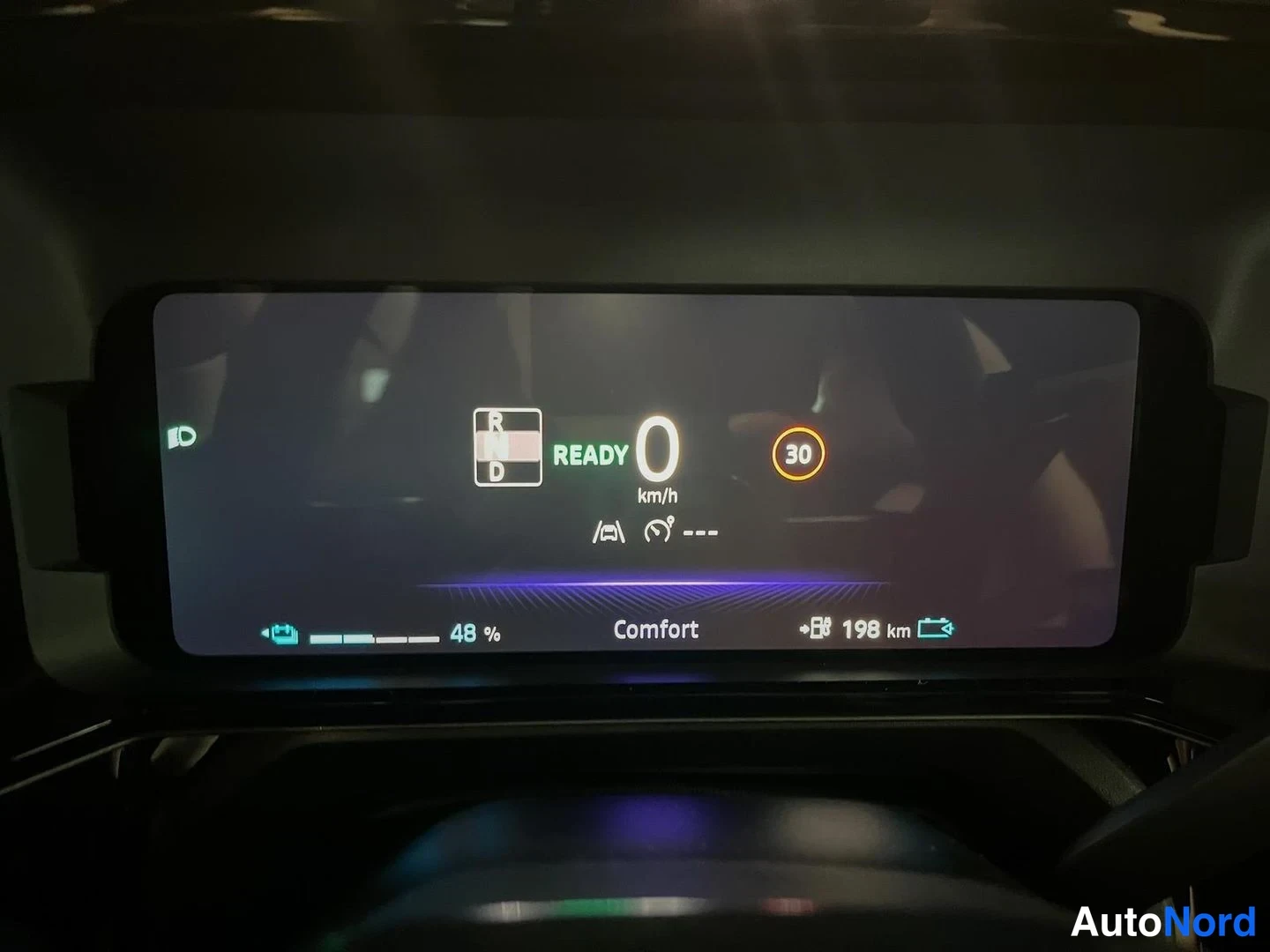 Harmaa Nissan Micra 2026, yksityiskohta, kuva 26