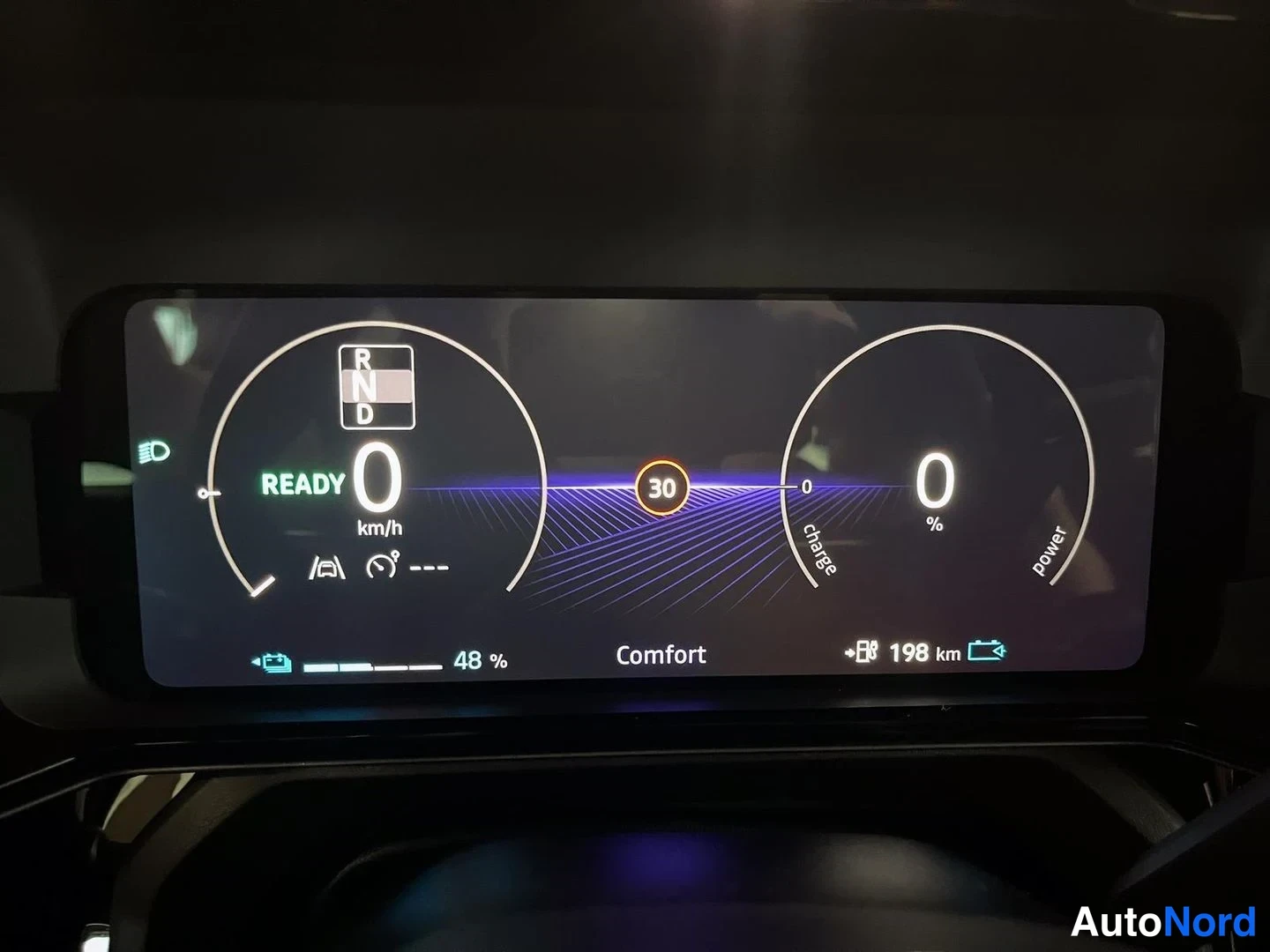 Sininen Nissan Micra 2026, yksityiskohta, kuva 13