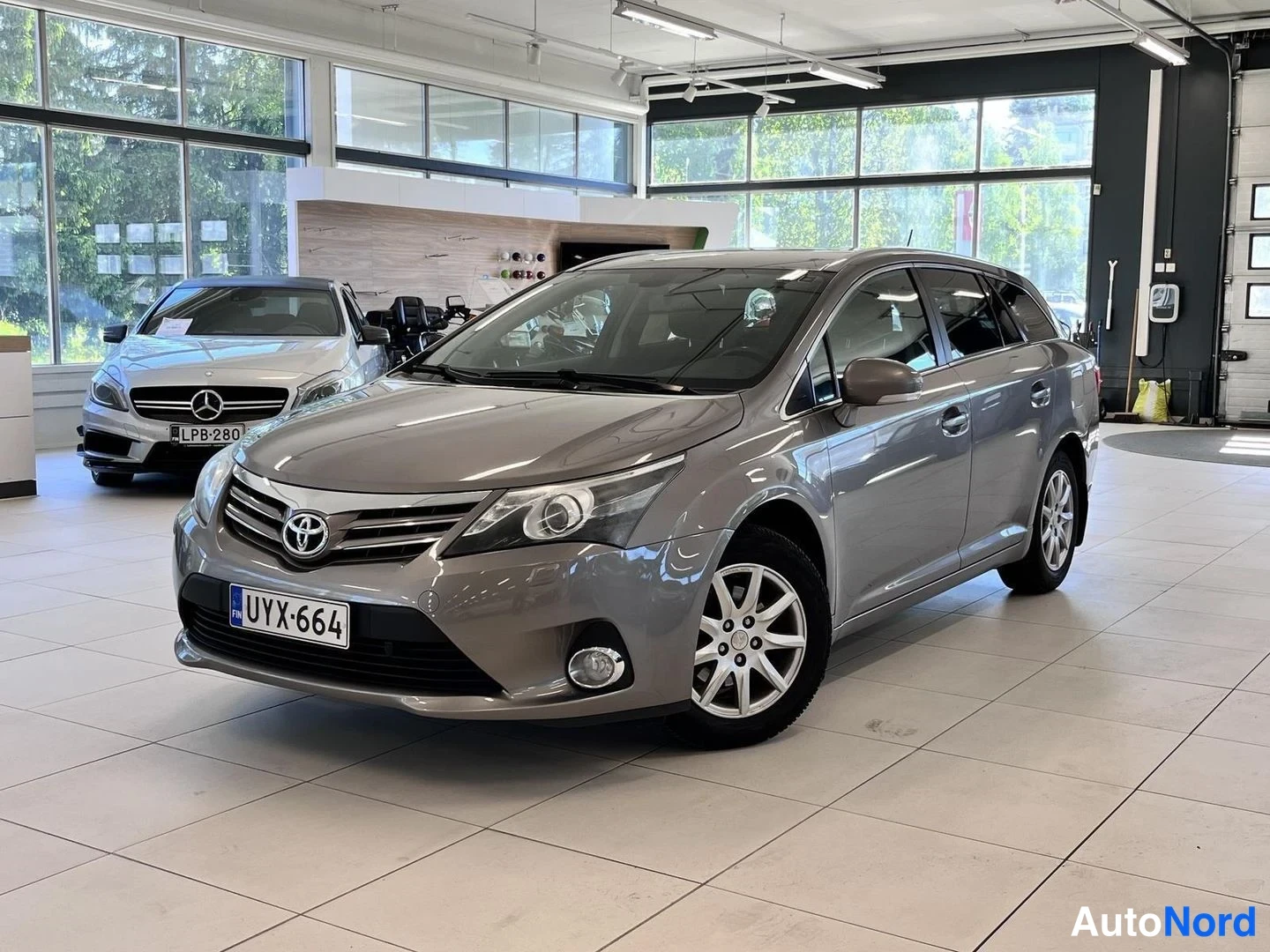Toyota Avensis 2,0 D-4D DPF Active Wagon 2014